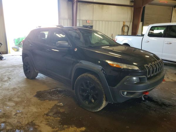 2015 JEEP CHEROKEE TRAILHAWK 4X4