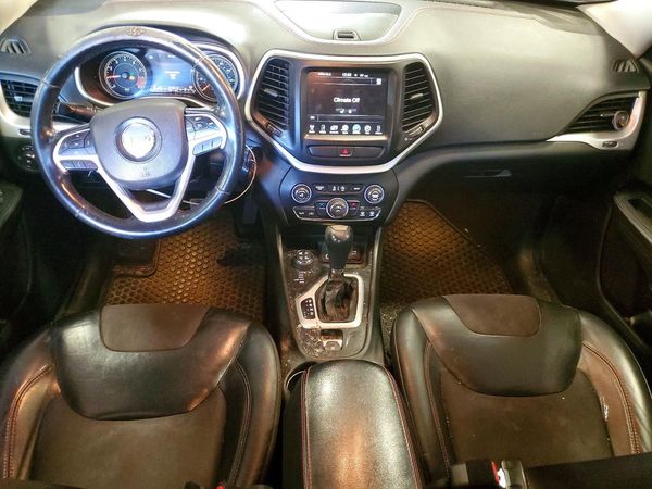 2015 JEEP CHEROKEE TRAILHAWK 4X4