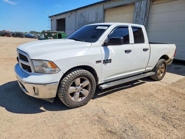 2015 RAM 1500 ST