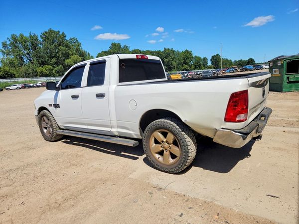 2015 RAM 1500 ST