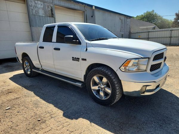 2015 RAM 1500 ST