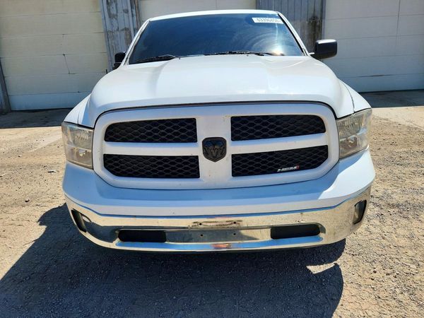 2015 RAM 1500 ST