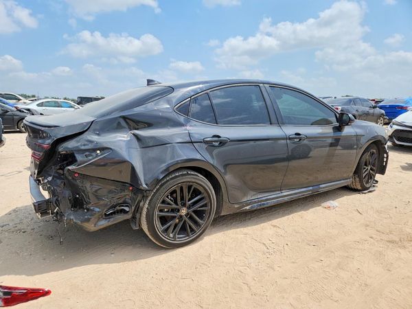 2026 TOYOTA CAMRY