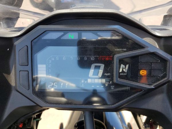 2025 KAWASAKI EX500