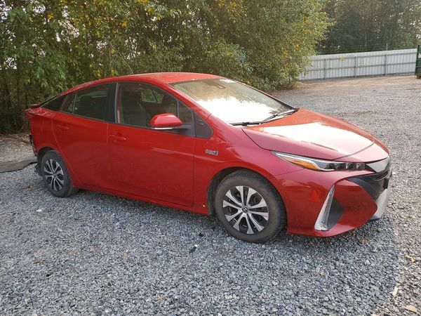 2021 TOYOTA PRIUS