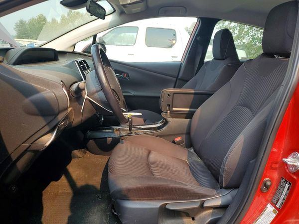 2021 TOYOTA PRIUS