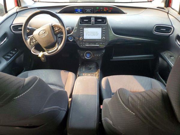 2021 TOYOTA PRIUS