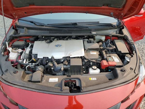 2021 TOYOTA PRIUS