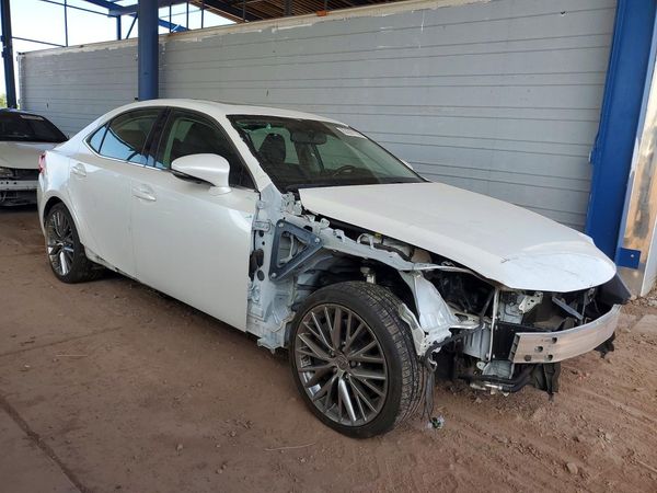 2016 LEXUS IS 200t