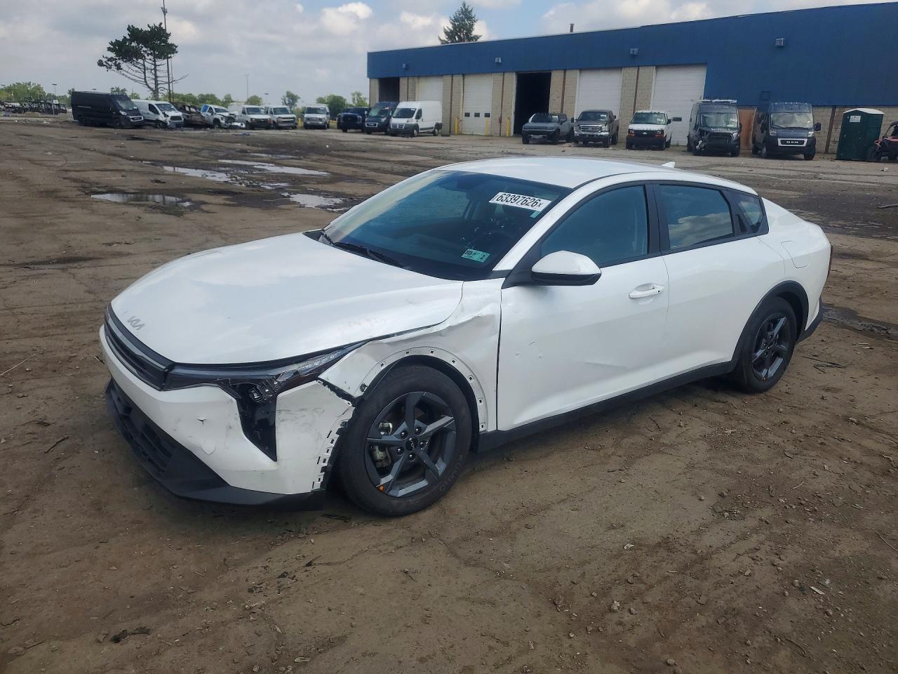 2026 KIA K4 LX, LXS