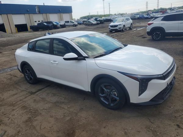 2026 KIA K4 LX, LXS
