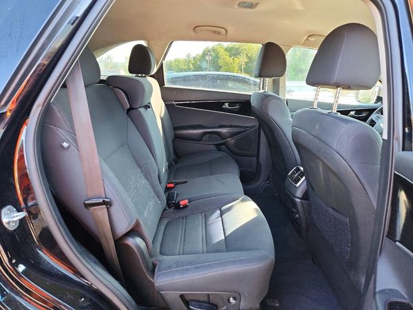 2020 KIA SORENTO L, LX, S