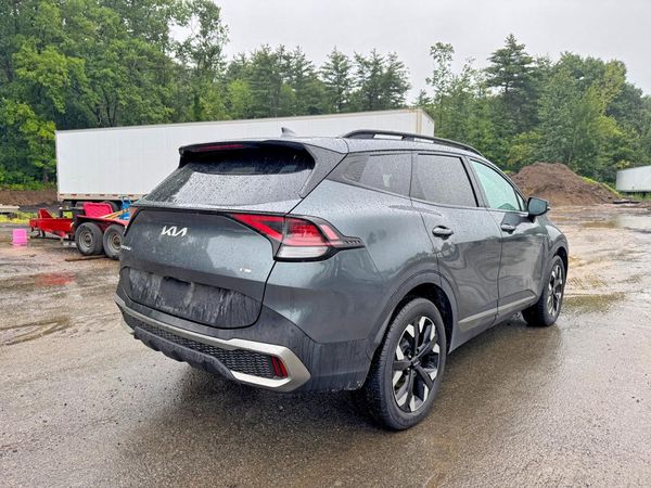 2023 KIA SPORTAGE X-LINE