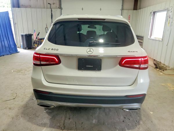2018 MERCEDES-BENZ GLC GLC 300-4M