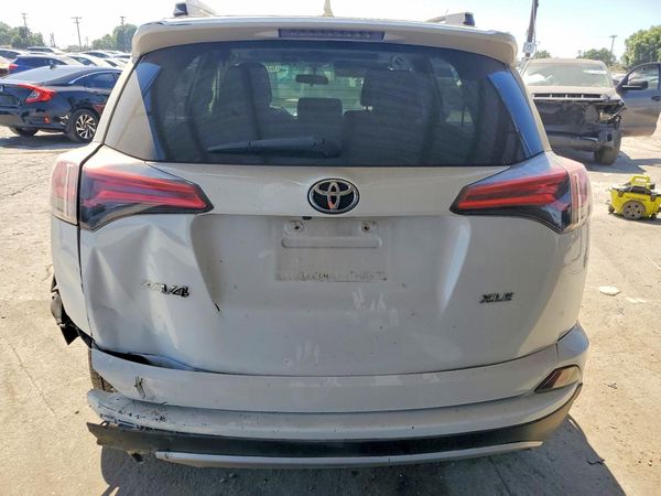 2016 TOYOTA RAV4 XLE (M Grade)
