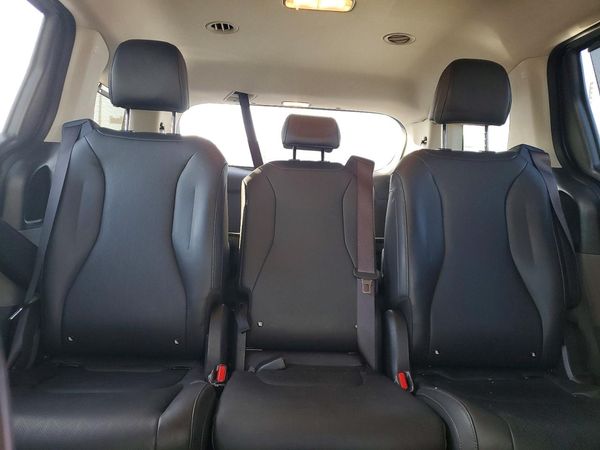 2025 KIA CARNIVAL EX