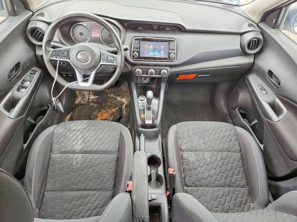 2021 NISSAN KICKS