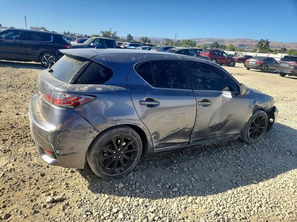 2017 LEXUS CT 200h