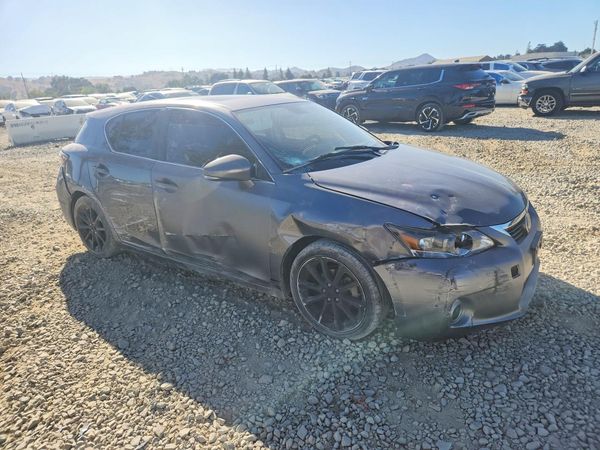 2017 LEXUS CT 200h