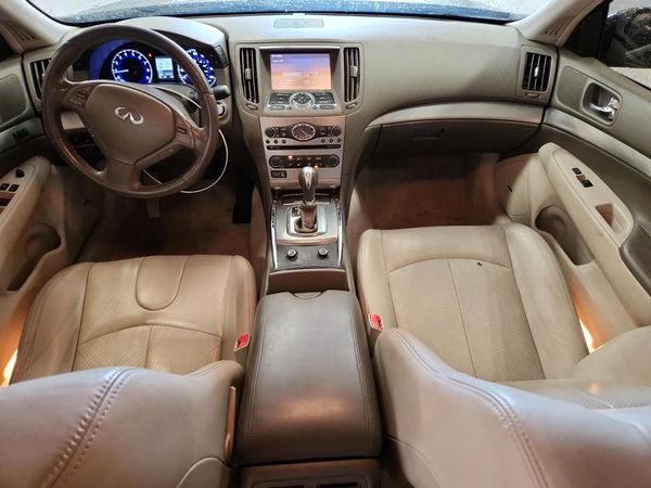 2013 INFINITI G37