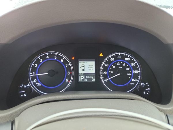 2013 INFINITI G37