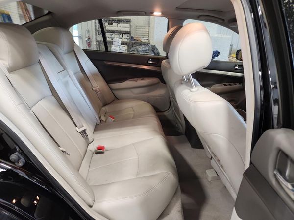 2013 INFINITI G37