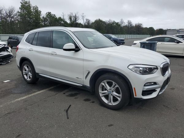 2018 BMW X3 sDrive30i — Passenger 3/4