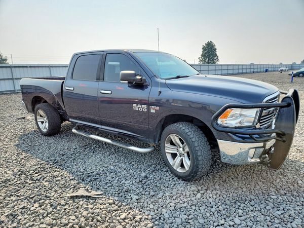 2014 RAM 1500 SLT