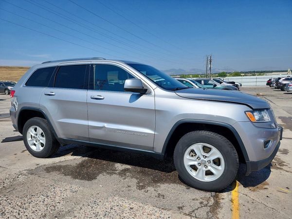 2015 JEEP GRAND CHEROKEE LAREDO 4X4