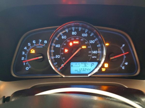 2015 TOYOTA RAV4 Limited (G Grade)