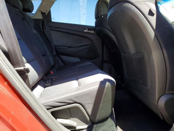 2018 HYUNDAI TUCSON SE Standard