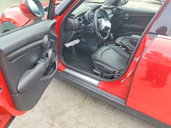 2021 MINI COOPER