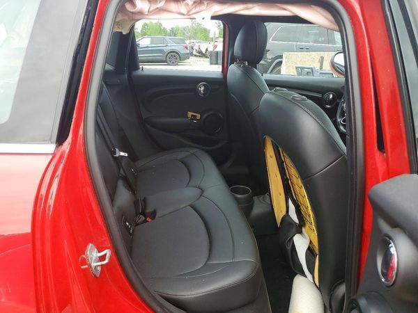 2021 MINI COOPER