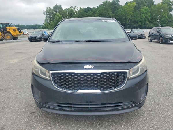2017 KIA SEDONA LX