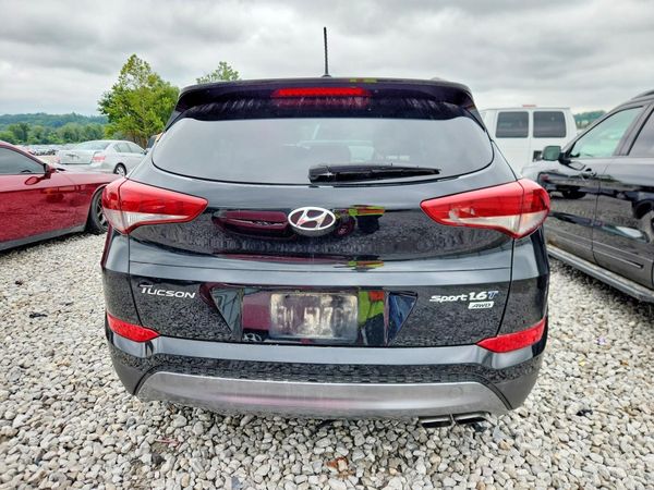 2016 HYUNDAI TUCSON