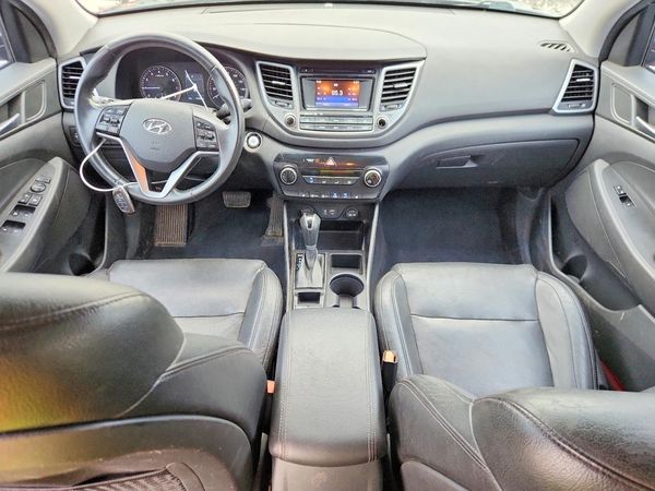 2016 HYUNDAI TUCSON