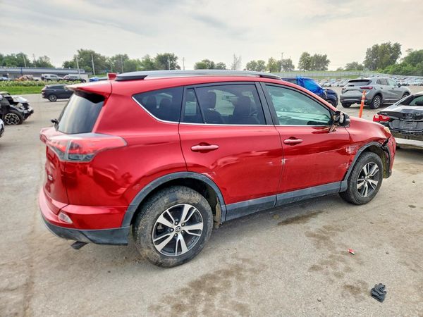 2017 TOYOTA RAV4 XLE