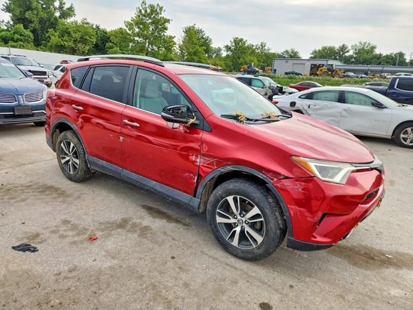 2017 TOYOTA RAV4 XLE