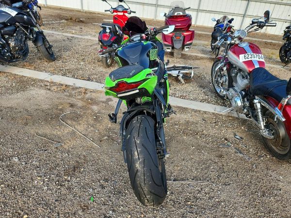 2017 KAWASAKI NINJA ZX1K — DIRR