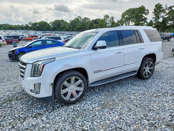 2016 CADILLAC ESCALADE