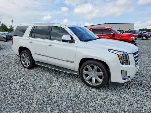 2016 CADILLAC ESCALADE