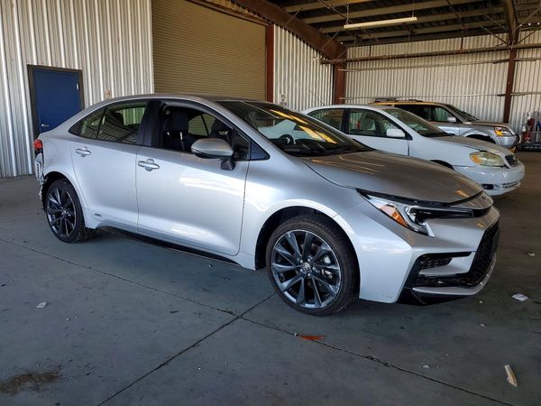 2024 TOYOTA COROLLA