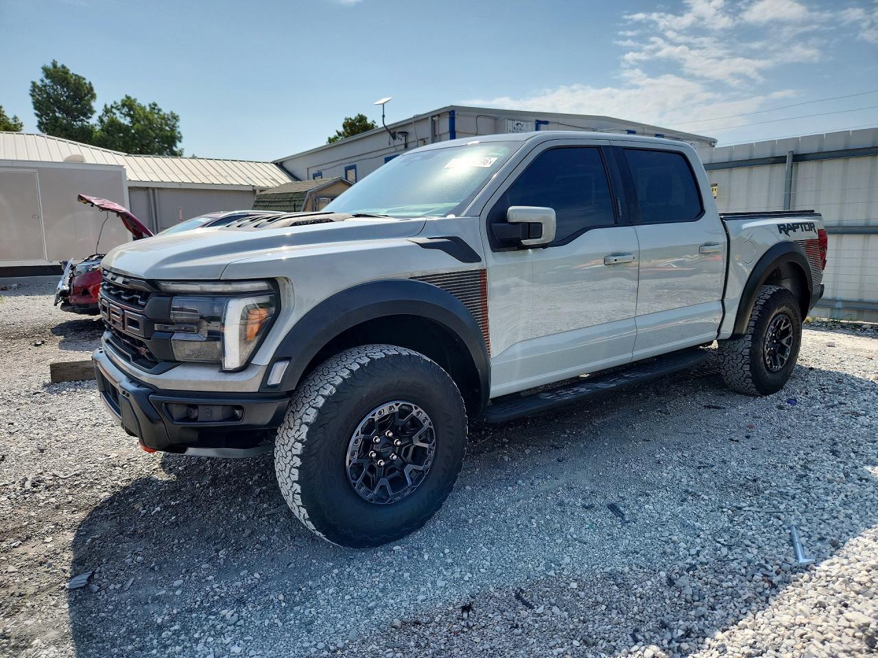 2024 FORD F150 — Front 3/4