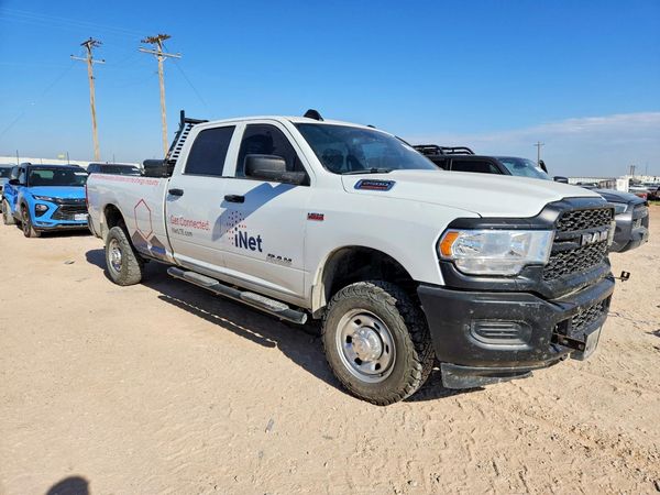 2022 RAM 2500 TRADESMAN CREW CAB 4X4
