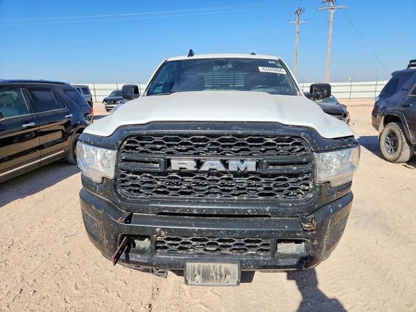 2022 RAM 2500 TRADESMAN CREW CAB 4X4