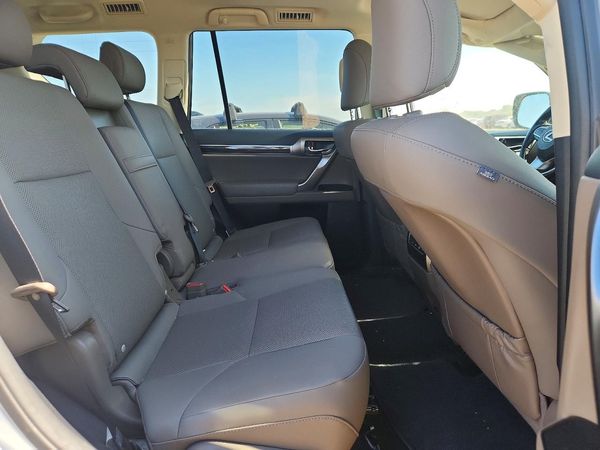 2022 LEXUS GX 460 Premium