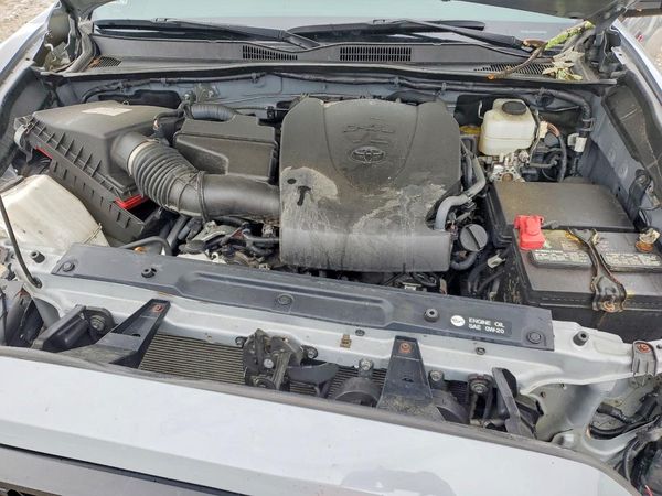 2017 TOYOTA TACOMA — Engine bay