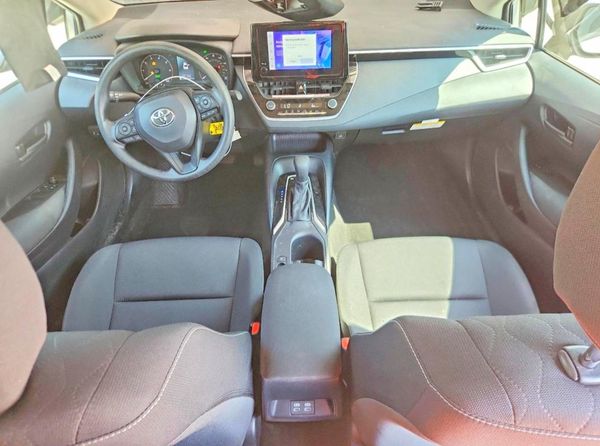 2025 TOYOTA COROLLA LE, XLE, SE