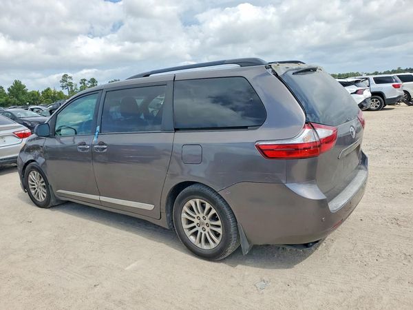 2016 TOYOTA SIENNA