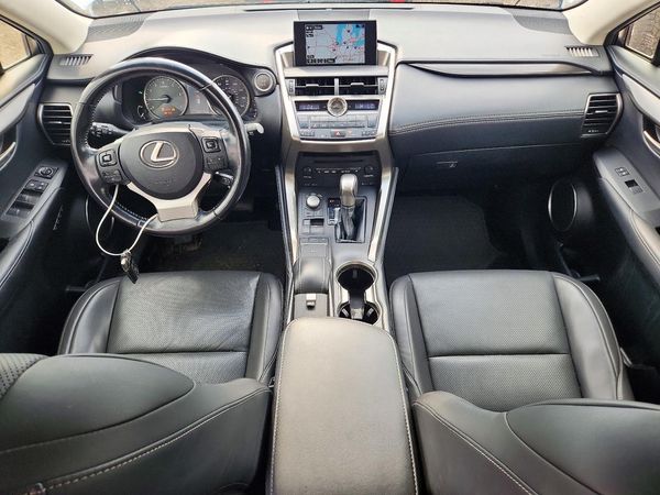 2017 LEXUS NX 200T